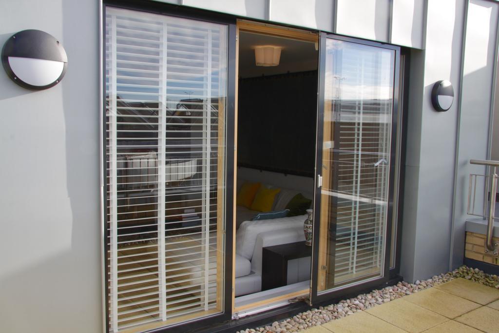 Lux Living Apartments - Florian House Cambridge  Bagian luar foto