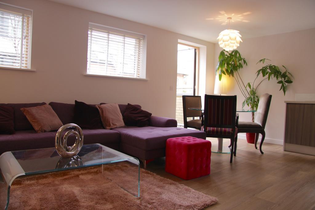 Lux Living Apartments - Florian House Cambridge  Bagian luar foto