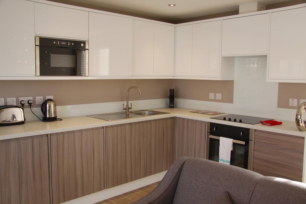 Lux Living Apartments - Florian House Cambridge  Bagian luar foto