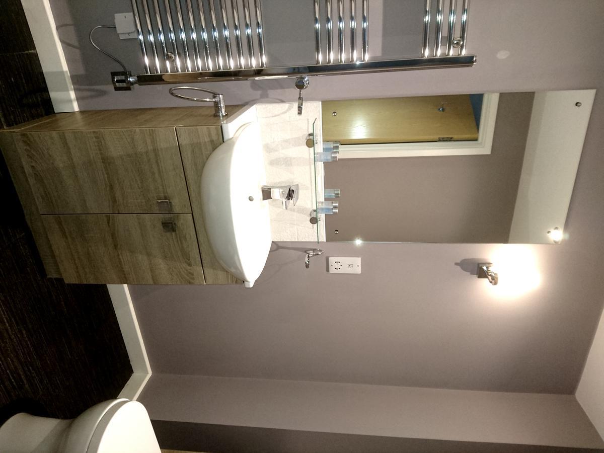 Lux Living Apartments - Florian House Cambridge  Bagian luar foto
