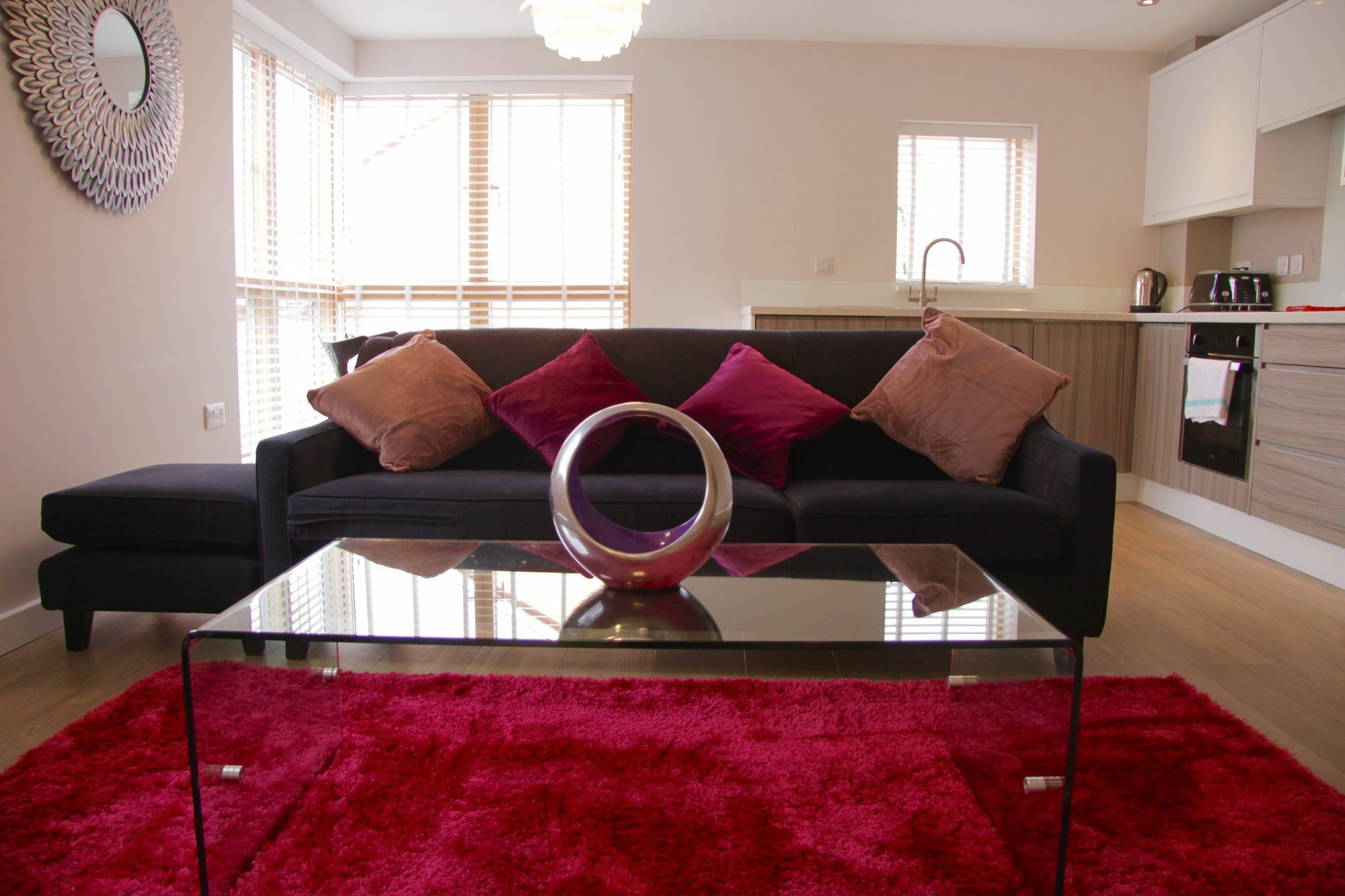 Lux Living Apartments - Florian House Cambridge  Bagian luar foto