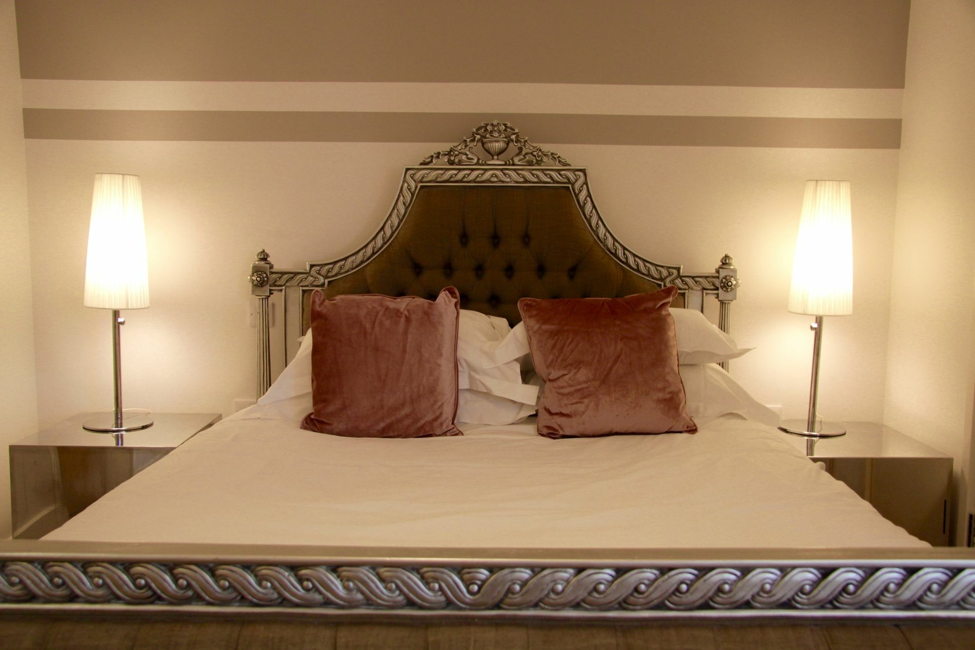Lux Living Apartments - Florian House Cambridge  Bagian luar foto