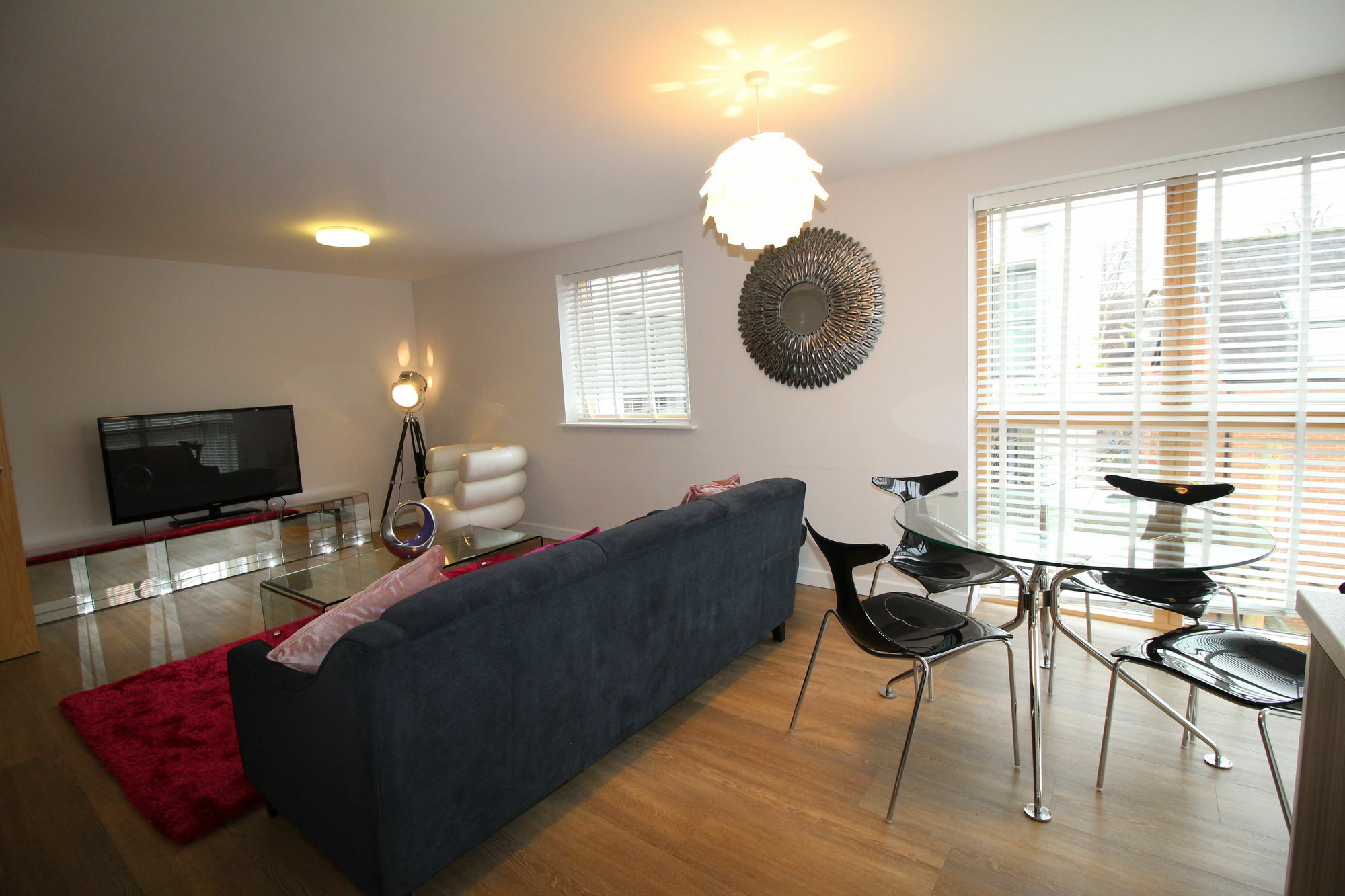Lux Living Apartments - Florian House Cambridge  Bagian luar foto