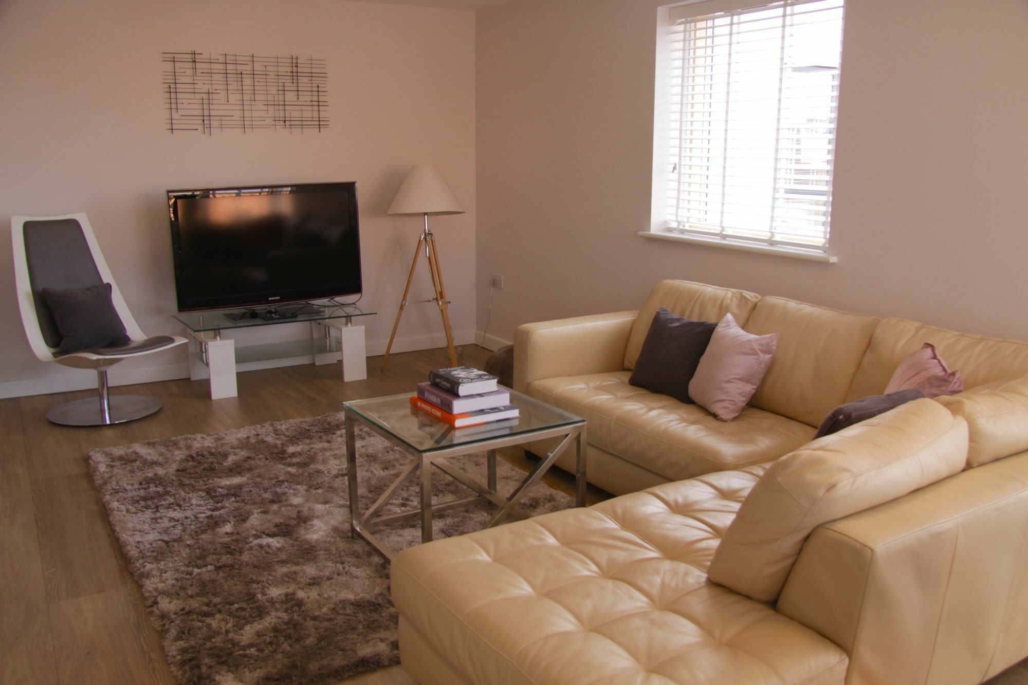 Lux Living Apartments - Florian House Cambridge  Bagian luar foto